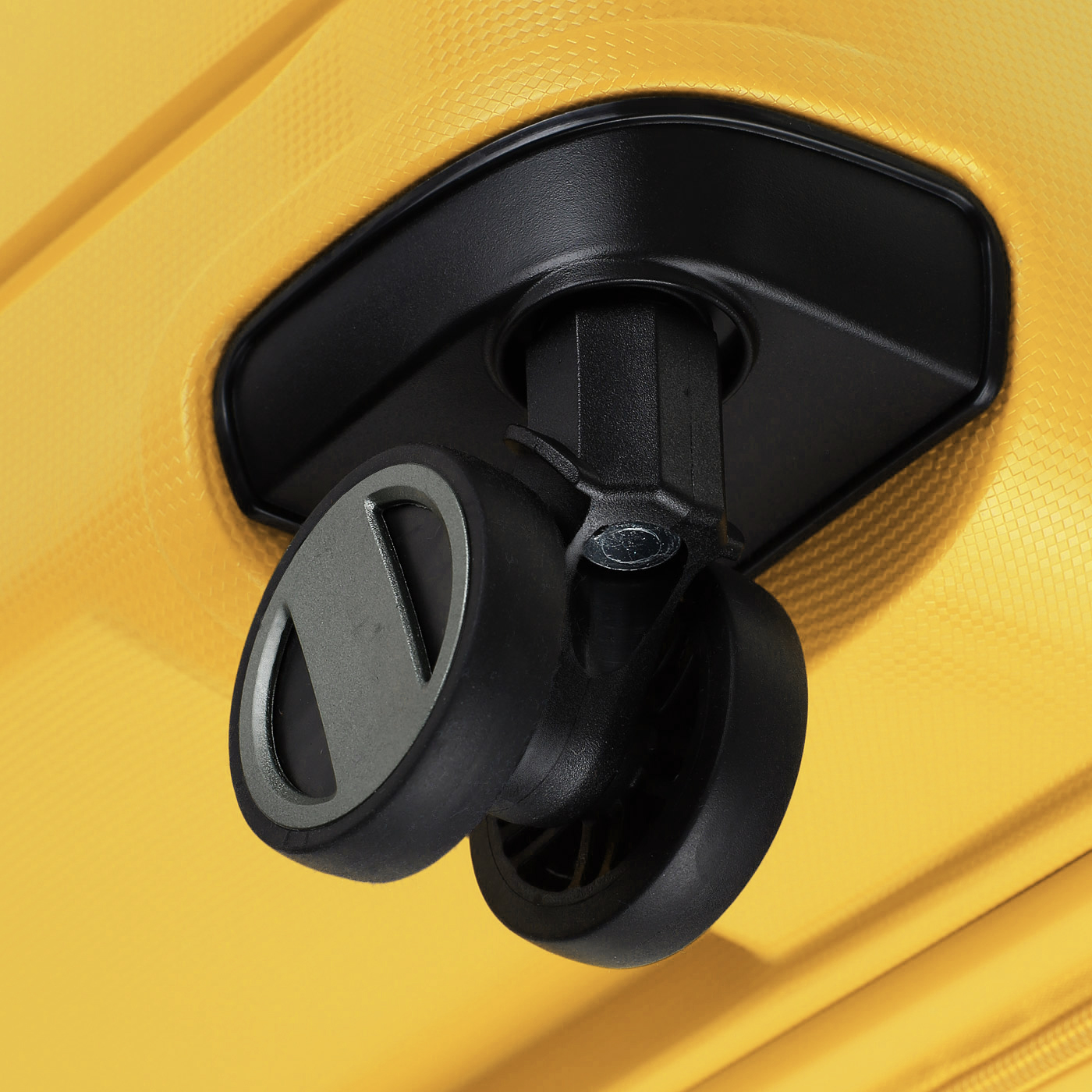 Чемодан большой L из полипропилена с кодовым замком Stevens Oxford