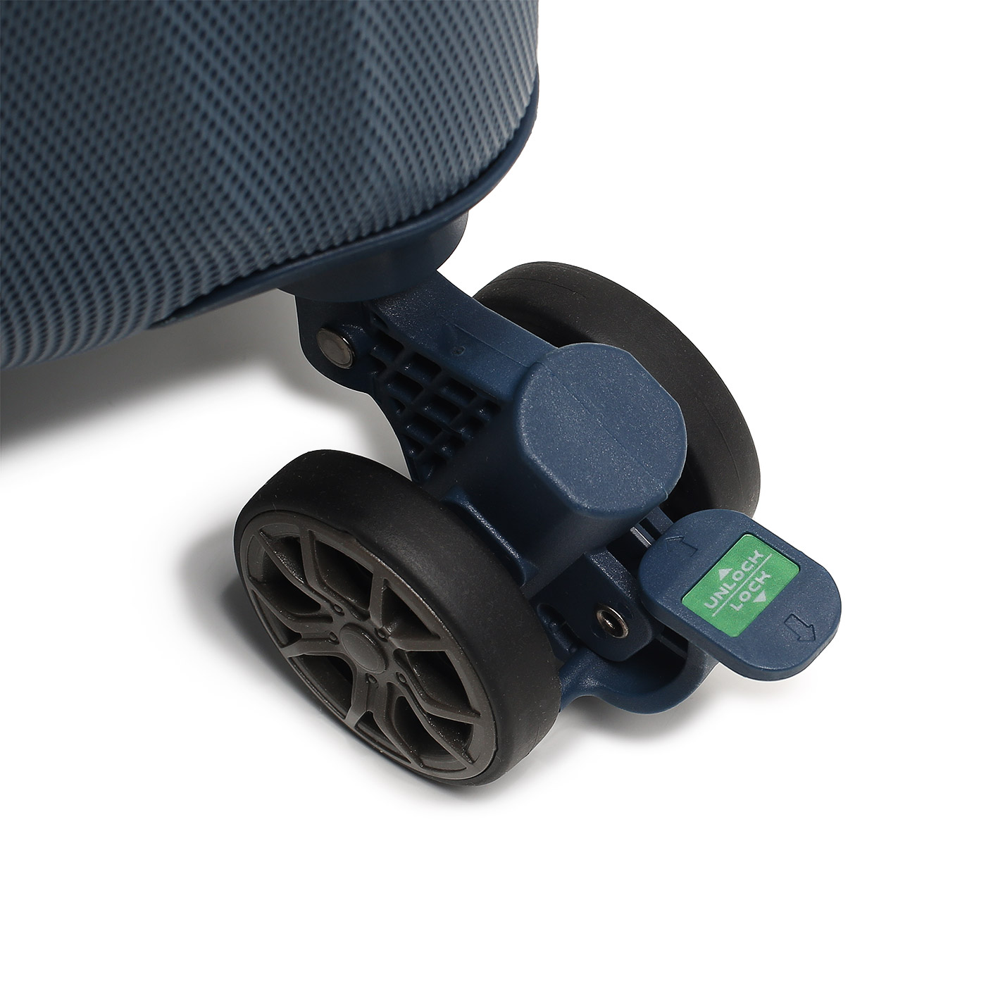 Чемодан средний M из поликарбоната Eberhart Lotus 2.0