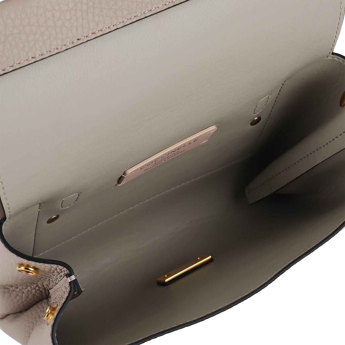 Кожаная сумка Coccinelle Arlettis