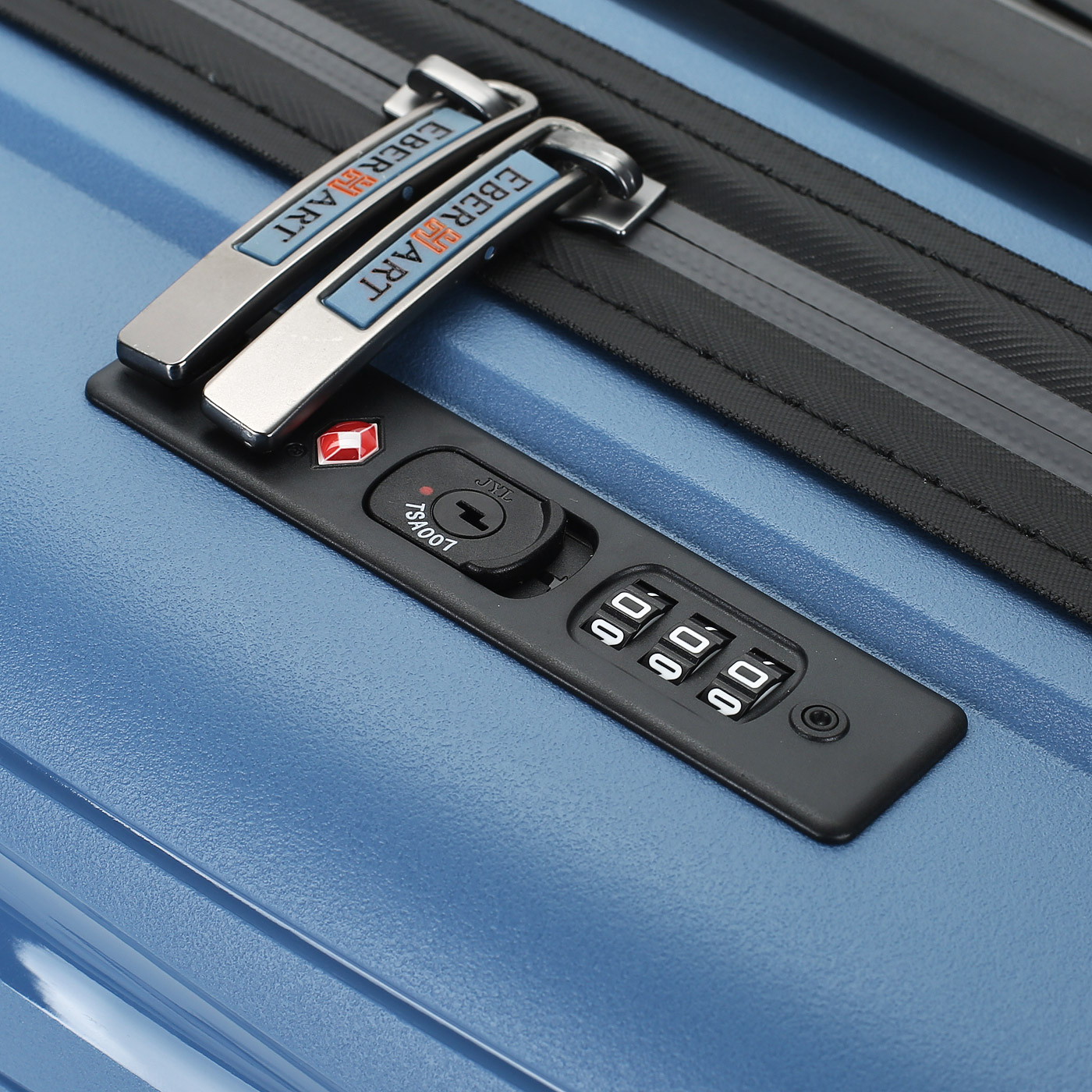 Чемодан для ручной клади из полипропилена с кодовым замком Eberhart Flash