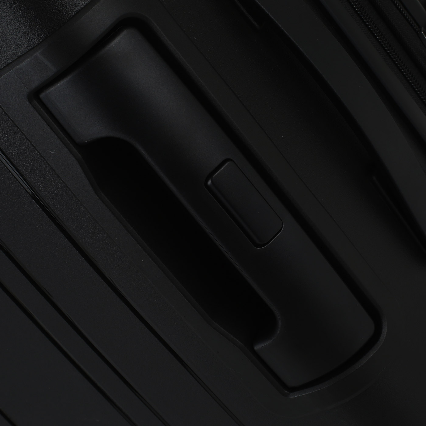 Чемодан большой L из полипропилена с кодовым замком Stevens Cruise