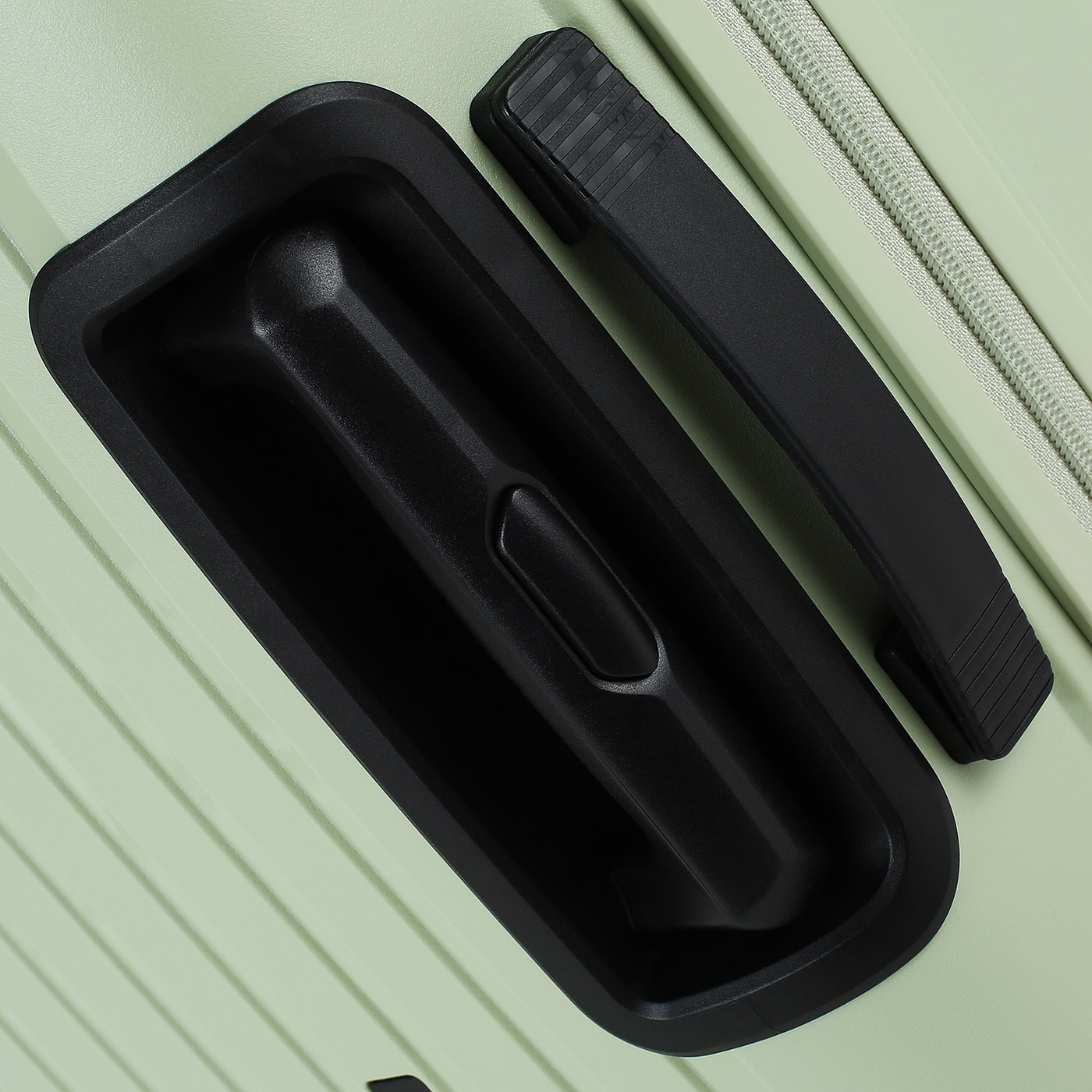 Чемодан средний M из полипропилена Stevens Bubble