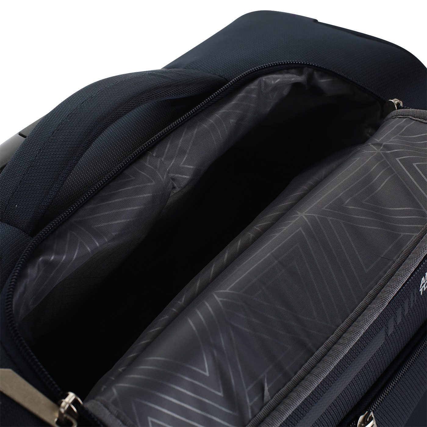 Чемодан для ручной клади тканевый American Tourister Summerfunk