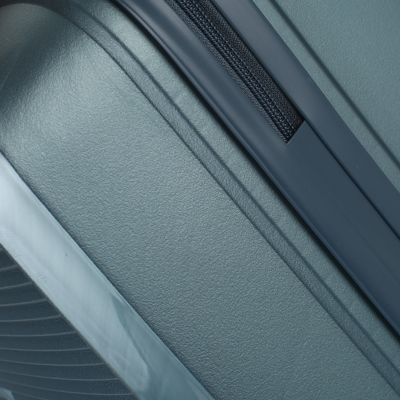 Чемодан для ручной клади из полипропилена с кодовым замком Stevens Breeze