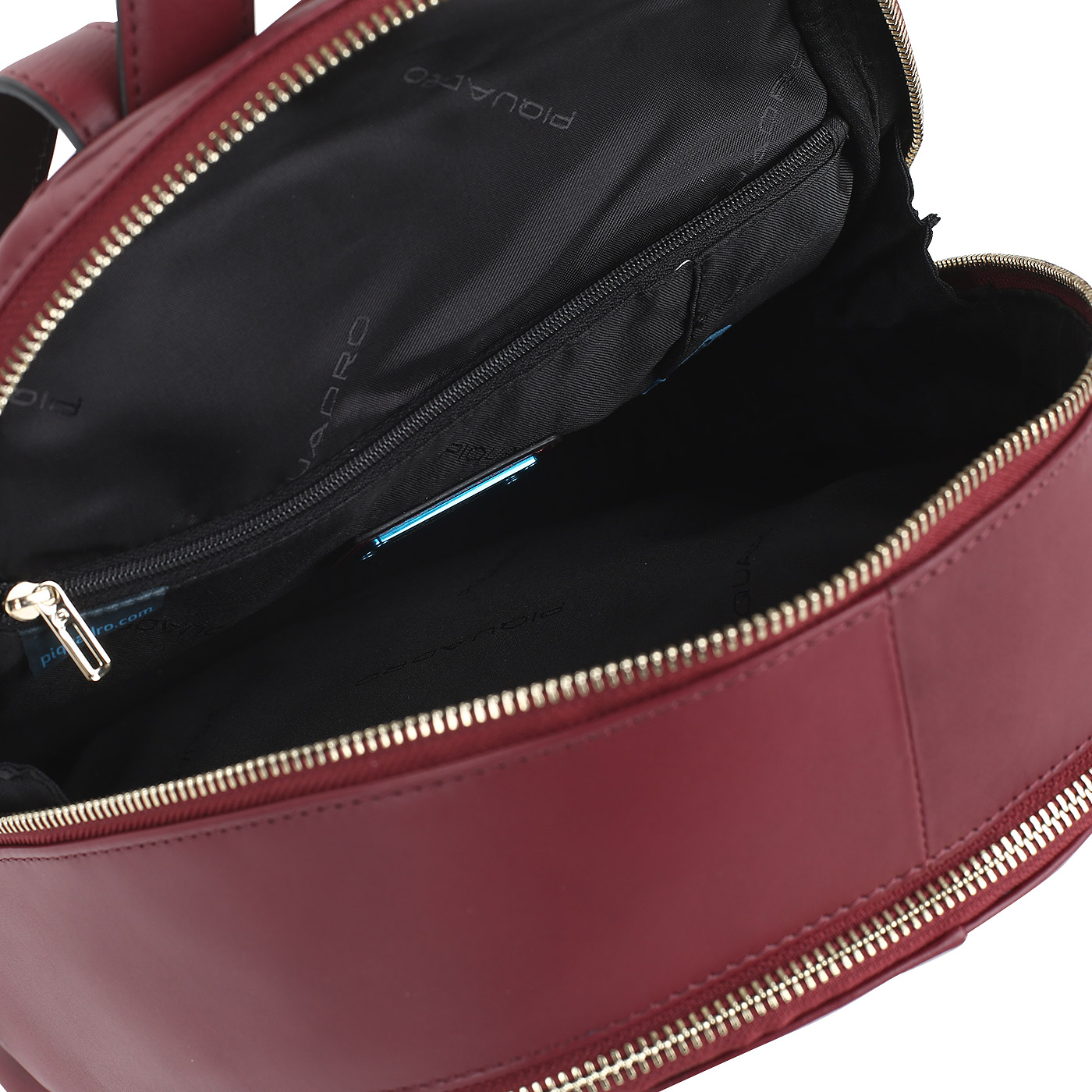 Рюкзак на молнии Piquadro Echo