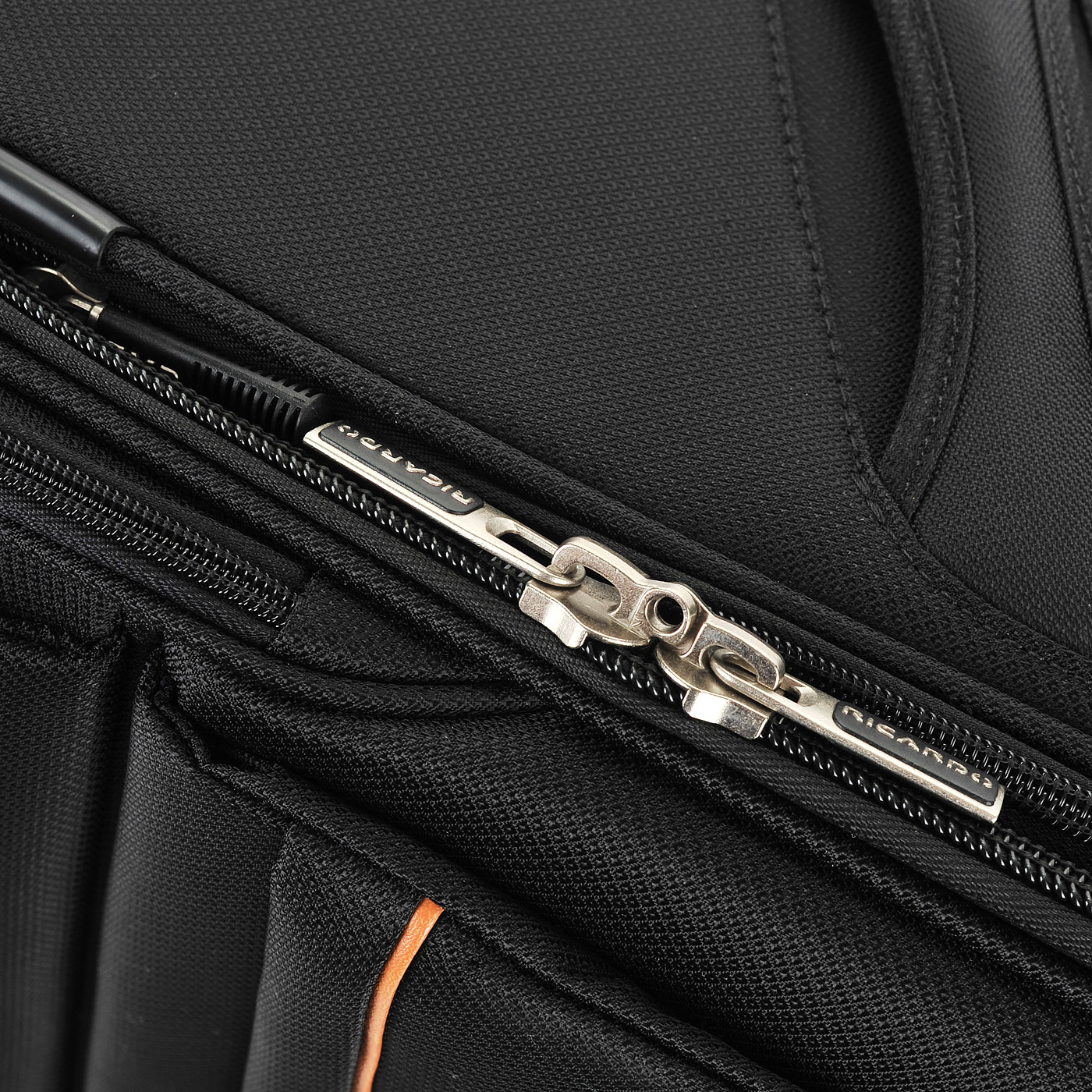 Чемодан маленький S тканевый Ricardo Mar Vista