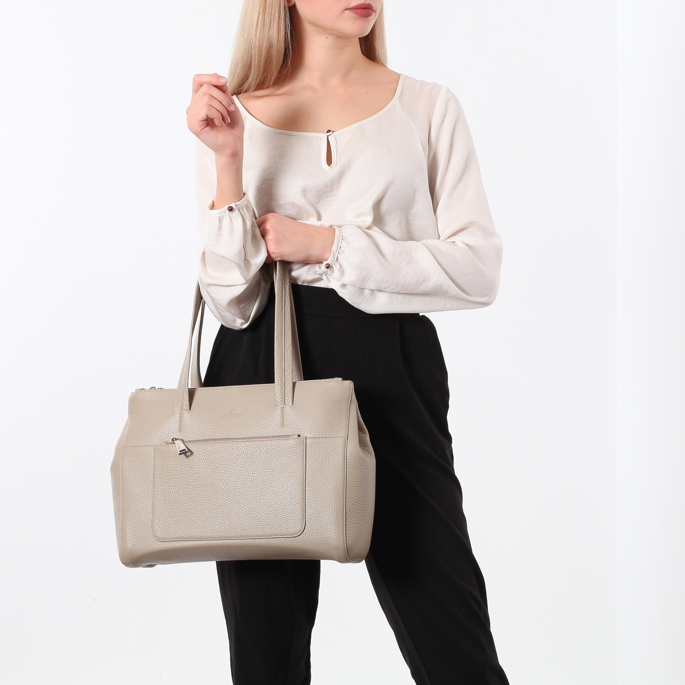 Сумка из натуральной кожи Chatte 