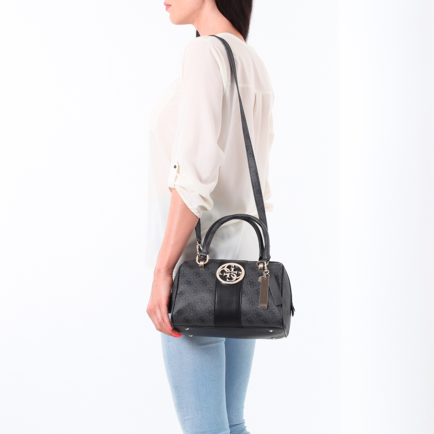 Черная сумка Guess Bluebelle