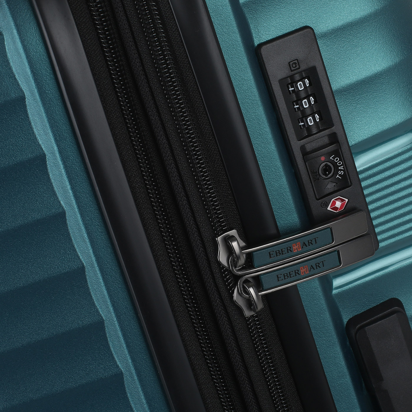 Чемодан средний M из полипропилена с кодовым замком Eberhart Elemental