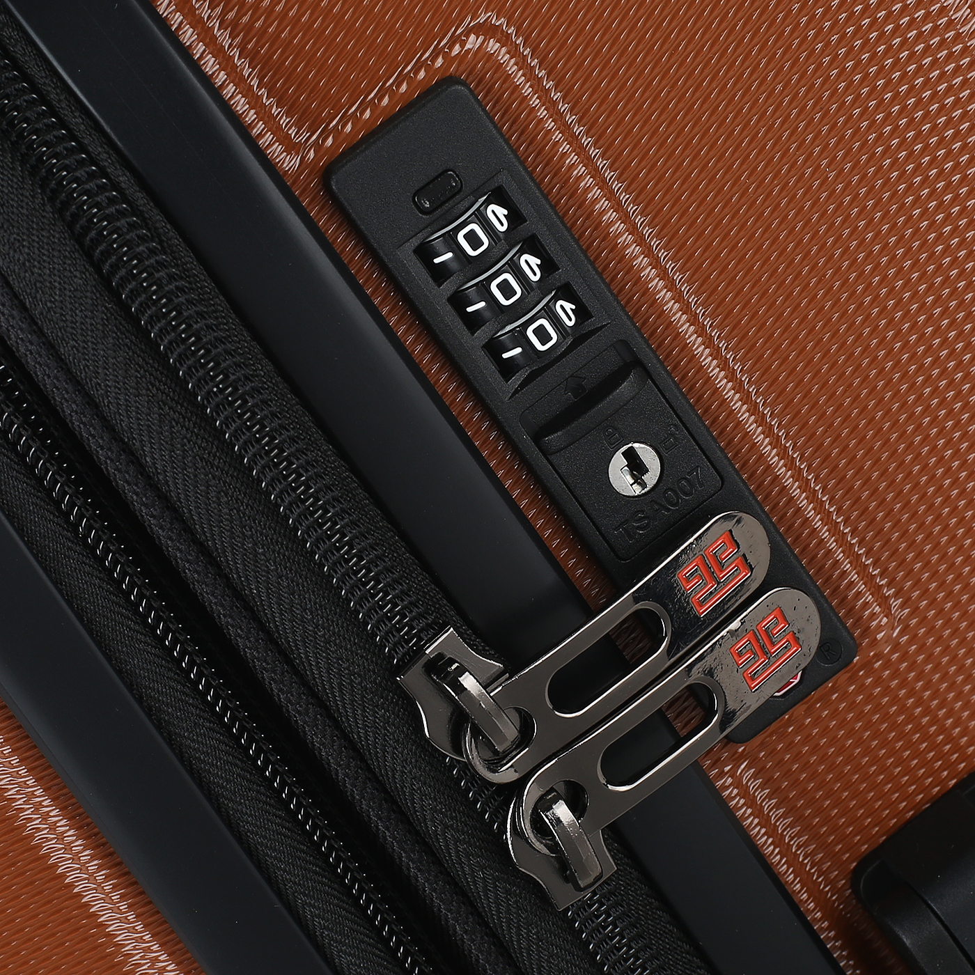 Чемодан средний M из поликарбоната Eberhart Drive