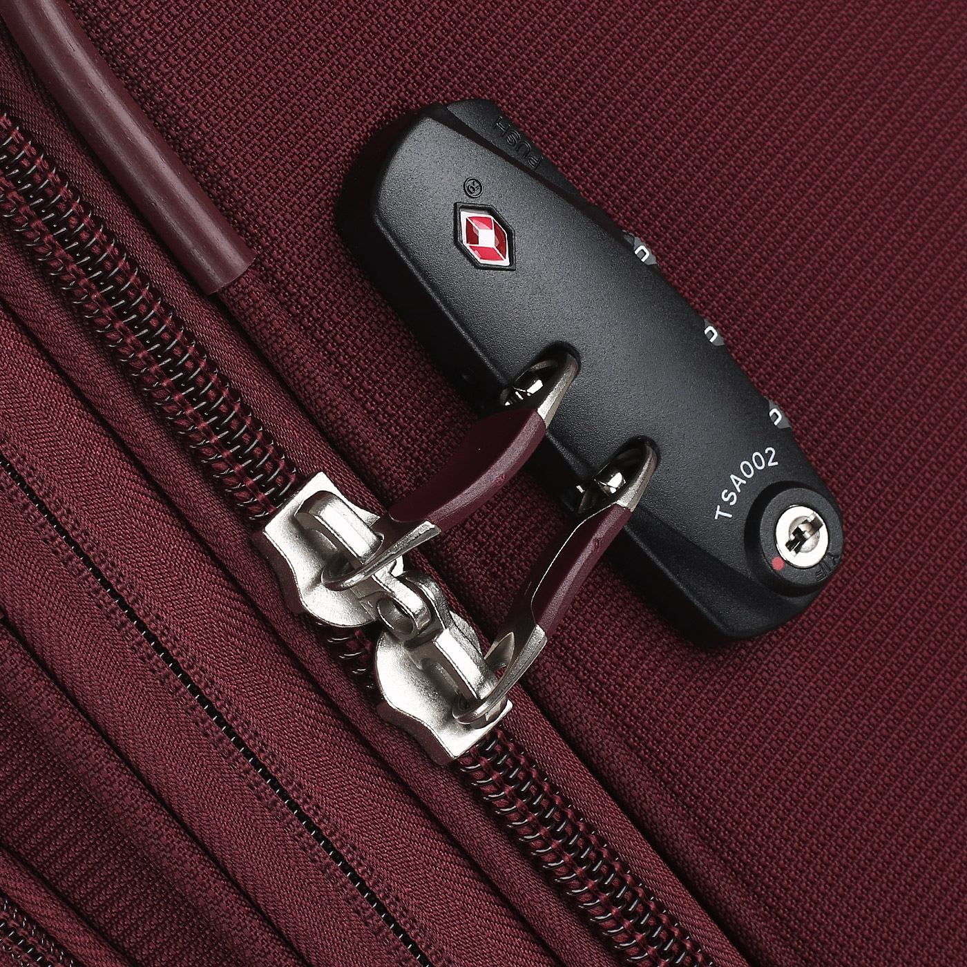 Чемодан большой L тканевый с кодовым замком Ricardo Seahaven