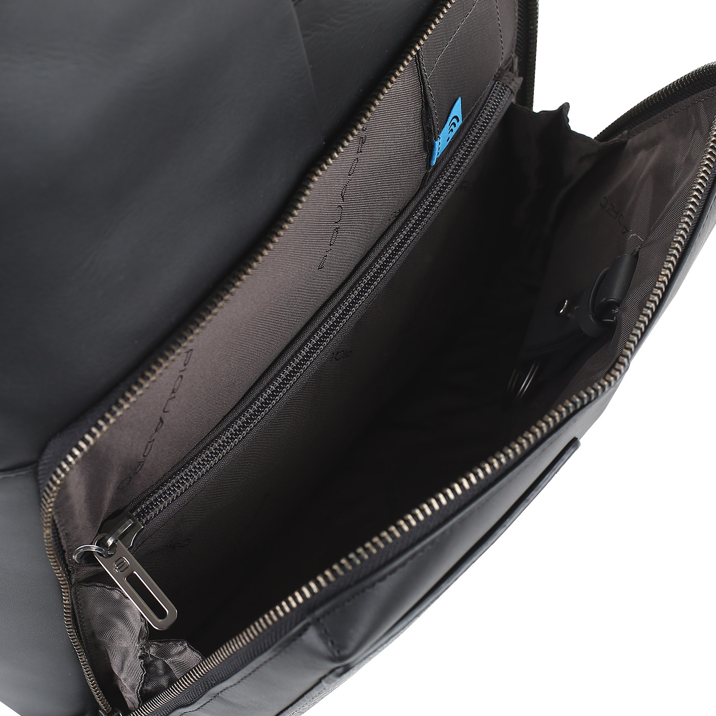 Рюкзак на двойной молнии Piquadro Vanguard