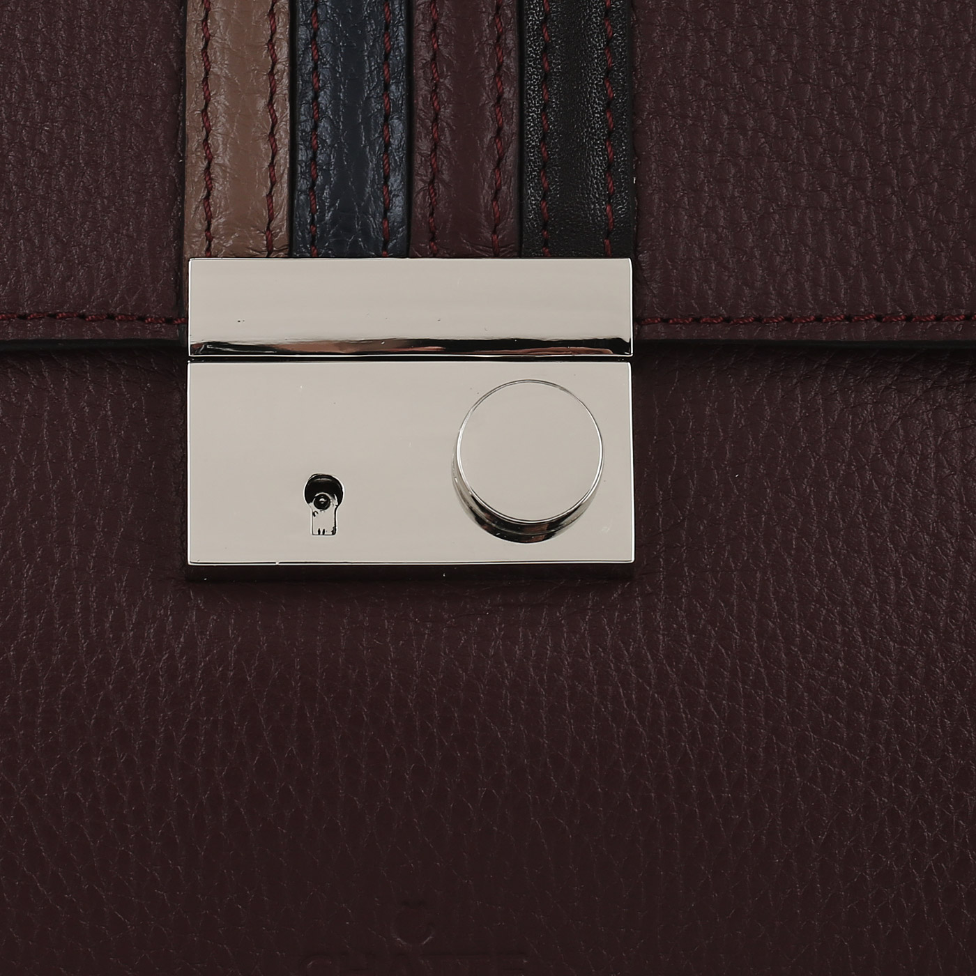 Сумка из натуральной кожи Chatte 