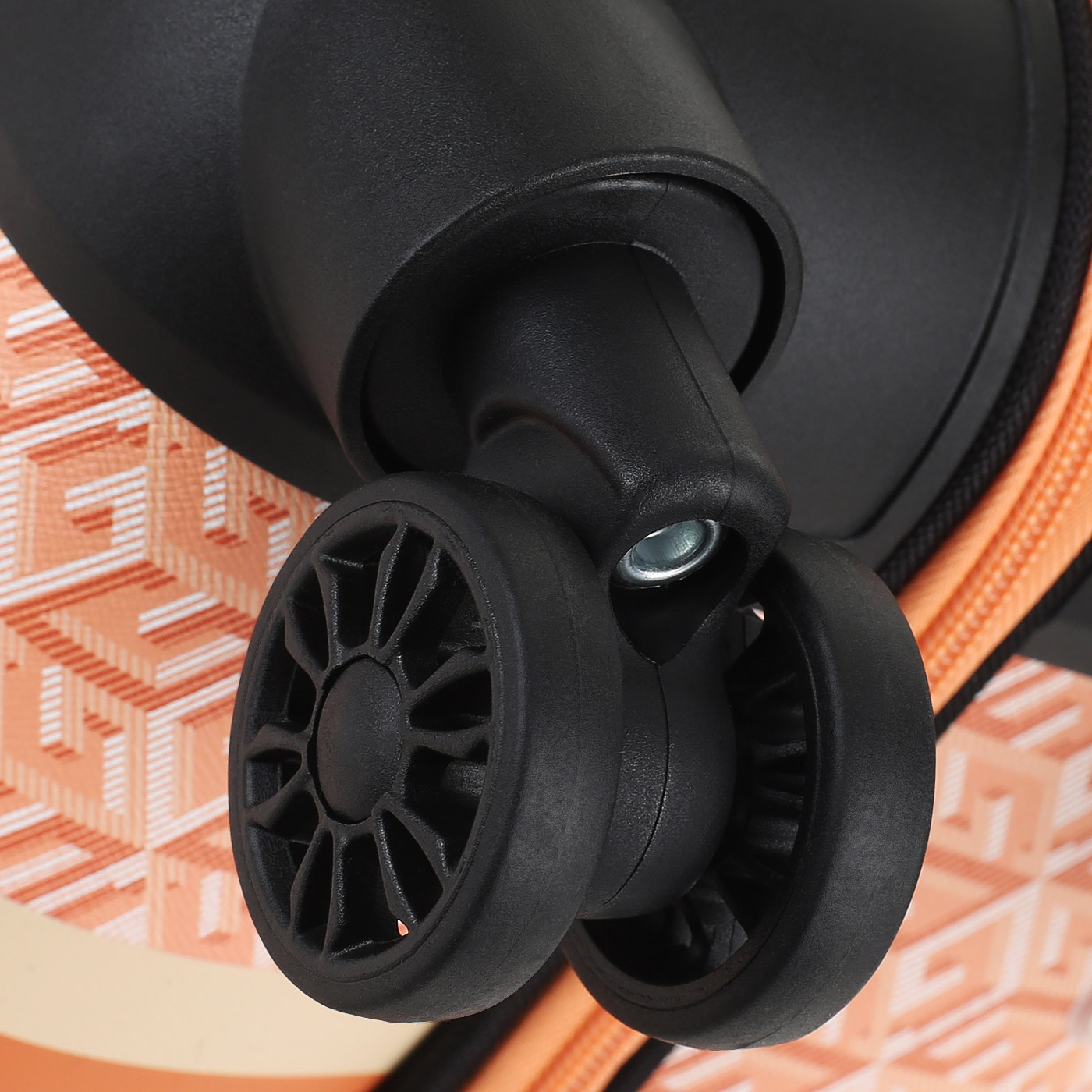 Чемодан маленький S из полиурeтана Guess Wilder Travel